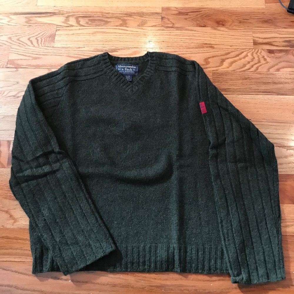 Men’s sweater